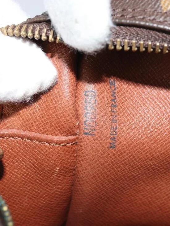 Authentic LOUIS VUITTON Monogram Trocadero 27 Shoulder Bag M51274 LV - Picture 4 of 16